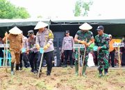 Dukung Swasembada Pangan, Pj Bupati Pamekasan Ikuti Penanaman Jagung Serentak 1 Juta Hektar