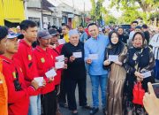 Didampingi Keluarga Besar, Yayasan Bani Insan Peduli Bagikan Ribuan Amplop Santunan Untuk Warga Sumenep