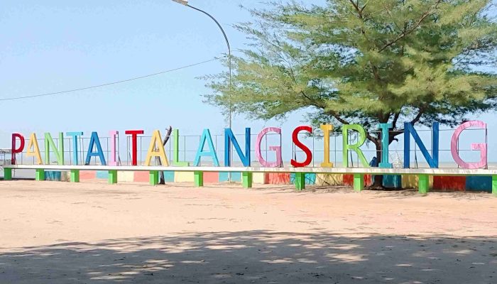 Pantai Talang Siring, Surga Tersembunyi di Pamekasan yang Wajib Dikunjungi