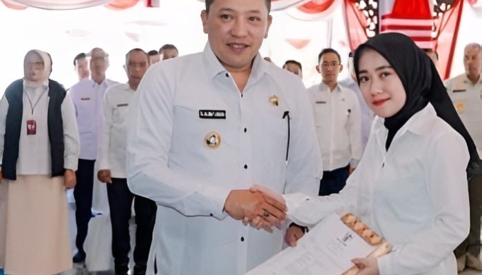 247 ASN Resmi Diangkat, Bupati Sampang Tekankan Komitmen dan Pelayanan Publik