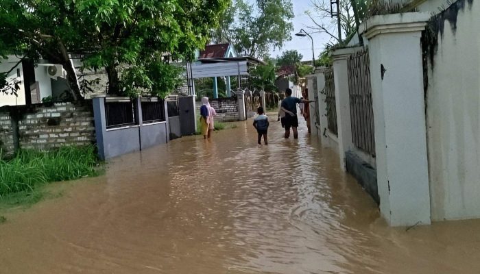 Banjir Rendam Pusat Kota Pamekasan, 6 Kelurahan dan 1 Desa Terdampak Parah