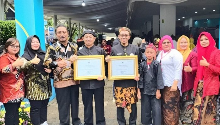 Bahasa Ibu Mendunia: Bupati Kholilurrahman Antar Pamekasan Raih Penghargaan Nasional atas Dedikasi Lestarikan Warisan Leluhur