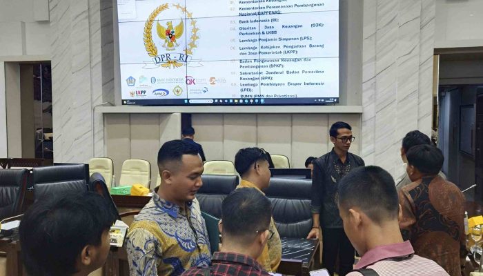 Pengusaha Tembakau Madura Teriak di DPR: Rokok Lokal Tercekik Cukai, Negara Bisa Rugi Triliunan!