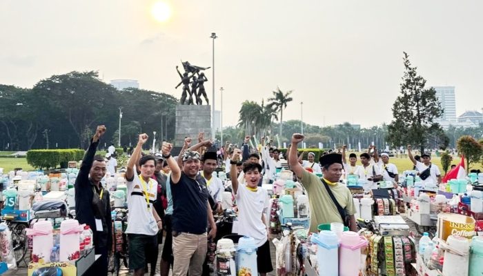 Maulid Nabi dan Ngopi Bareng H Her di Monas Dihadiri 50 Ribu Jamaah Madura dari Jabodetabek