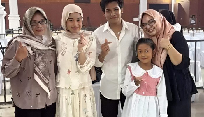 Valen dan Mila Sukses Guncang Pamekasan, Konser Meriah di Gedung Bakorwil Disambut Antusias Warga
