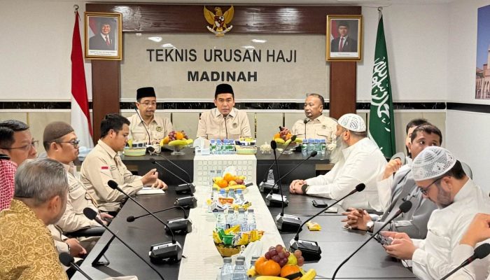 Kemenhaj Perkuat Layanan Konsumsi Jemaah Haji Indonesia, PPIH Arab Saudi Evaluasi Menu dan Distribusi di Madinah