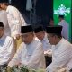 Ketua Umum PBNU KH Yahya Cholil Staquf dan Bupati Pamekasan KH Kholilurrahman menghadiri pelantikan PCNU Pamekasan di Pondok Pesantren Matsaratul Huda.