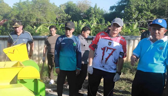 Bupati Pamekasan Pimpin Aksi Jumat Bersih di Eks Stasiun PJKA, Bangkitkan Gotong Royong dan Pengelolaan Sampah Modern