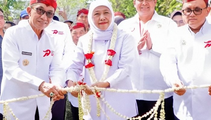 Didampingi Bupati Kholilurrahman, Khofifah Resmikan Bazar Koperasi dan UMKM, Pamekasan Jadi Pusat Hari Koperasi Jatim 2026