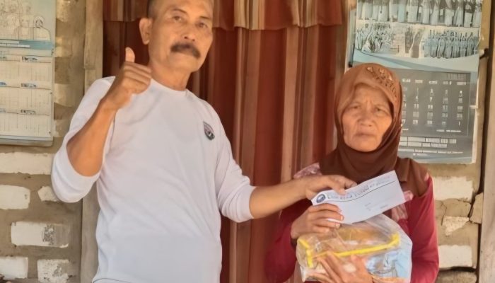 LSM RIAR JATIM Dorong Perhatian bagi Lansia Sebatangkara di Pamekasan