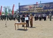 Dandim Agus Wibowo Hendratmoko, Bupati Kholilurrahman, dan Sekda Taufikurrachman dalam pembukaan TMMD ke-130 di Desa Jarin, Pamekasan.